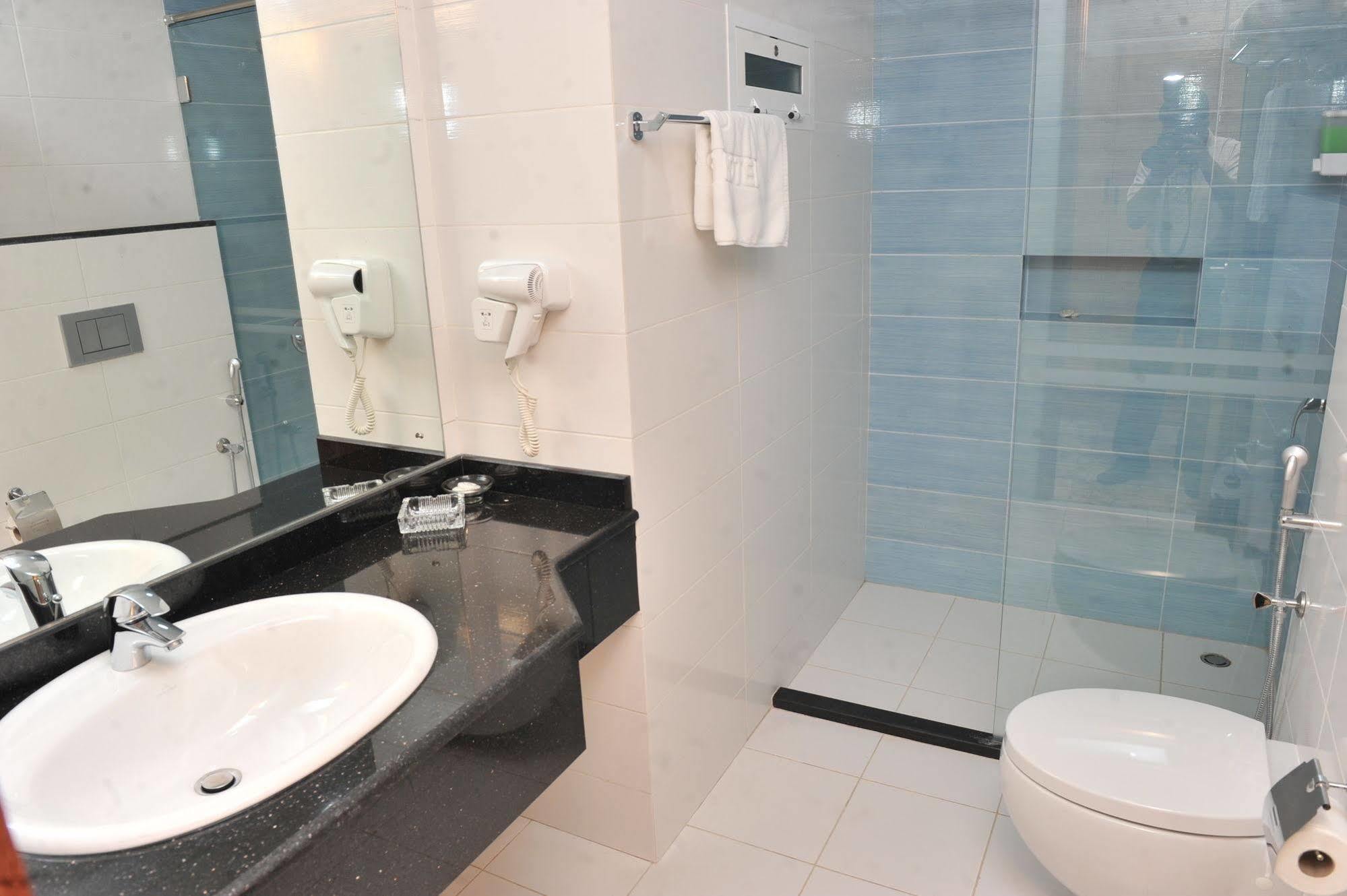 Al Reef Hotel Маскат Екстер'єр фото